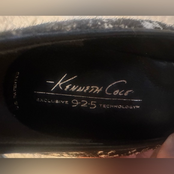 Kenneth Cole Heels - Picture 5 of 6